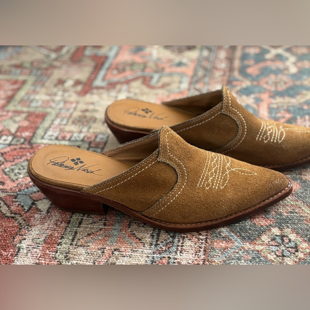 Patricia Nash Shoes size 9